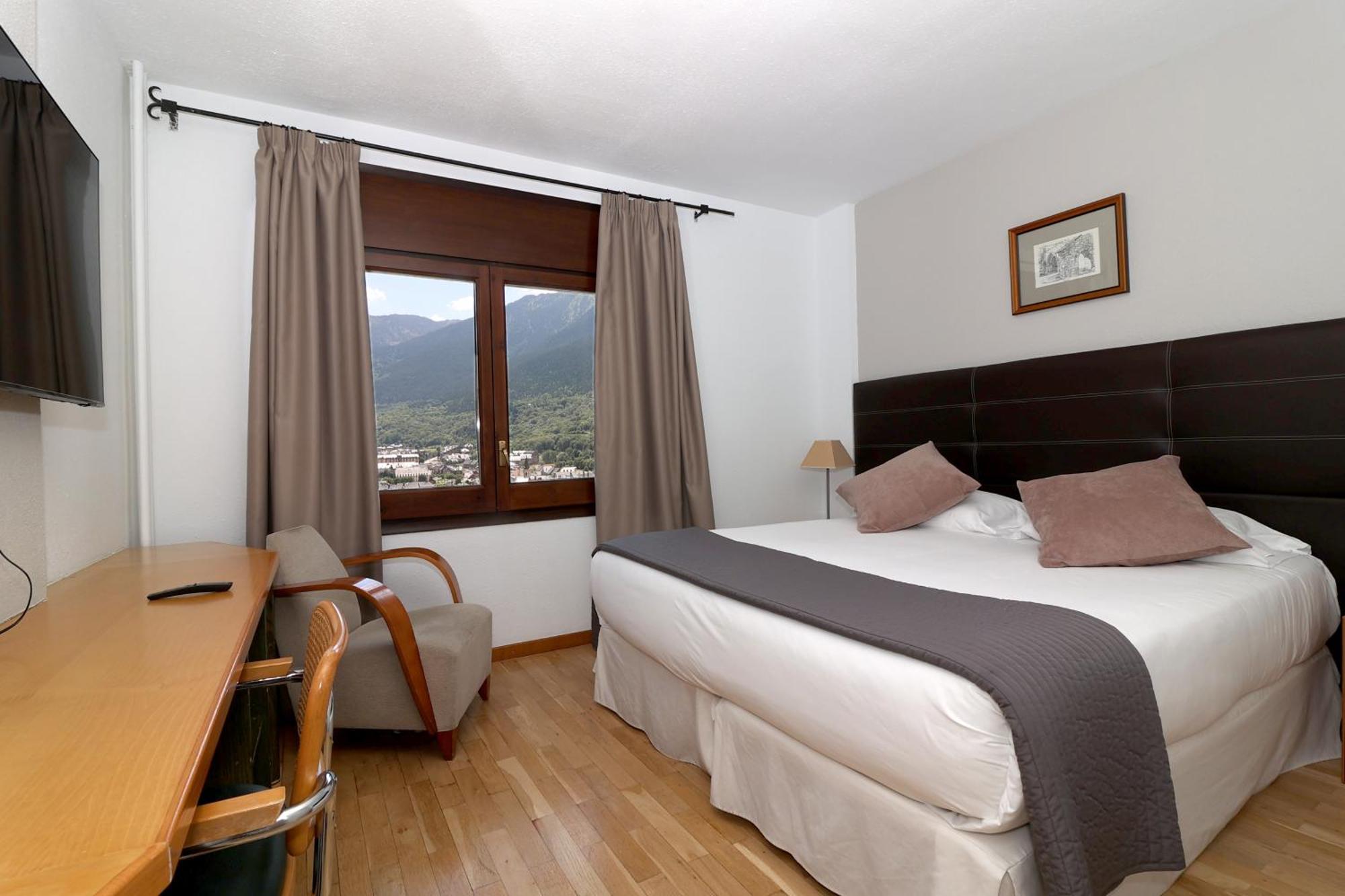 Hotel Blu Aran Vielha Esterno foto
